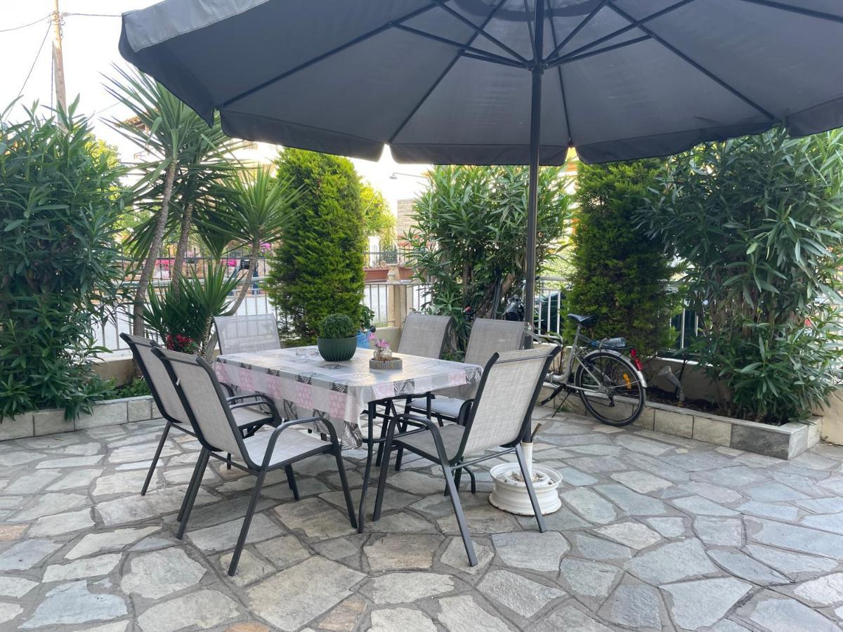 Villa Maria Petru Ierissós Luaran gambar
